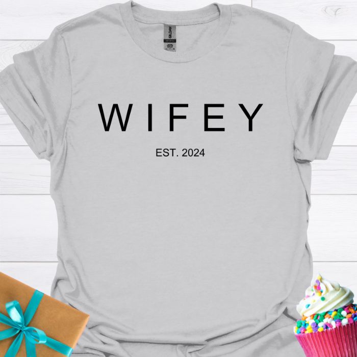 Wifey Est. 2024 T-shirt